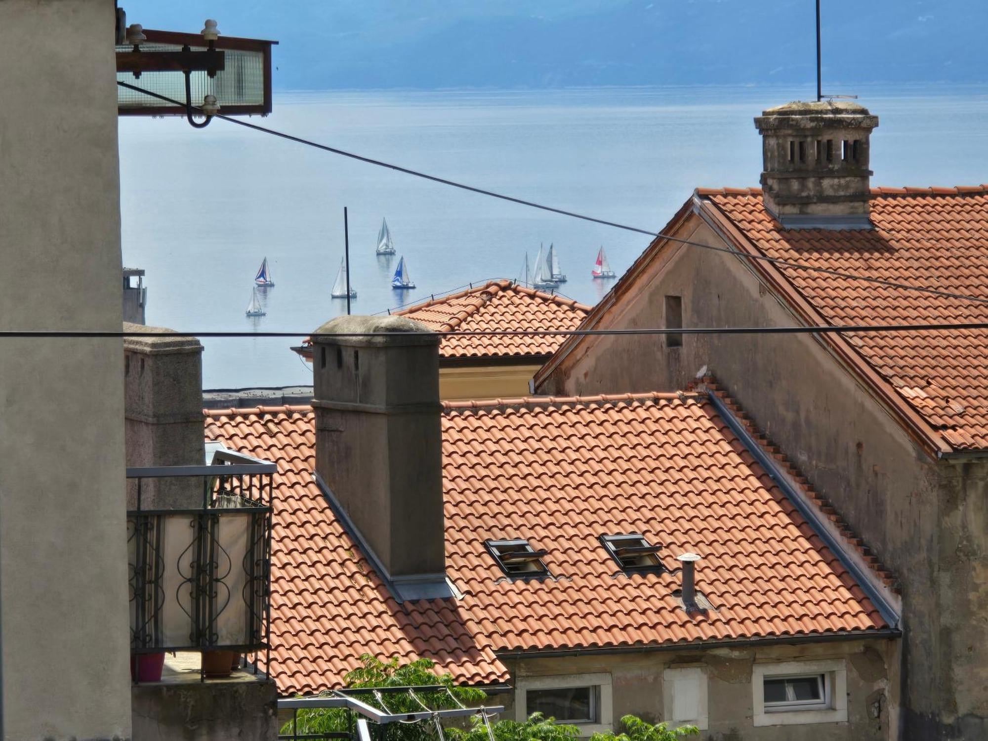 Darlea Apartman Rijeka Exteriör bild